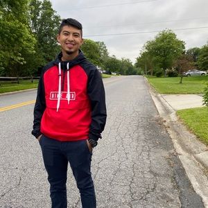 Meet your Posher, Eric